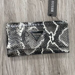 Guess wallet